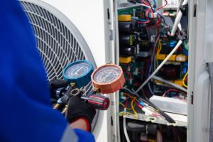 4 Reasons to Schedule Air Conditioner Maintenance This Spring